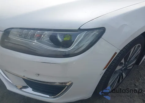 2017 Lincoln Mkz Reserve z USA, uszkodzony, nr VIN 3LN6L5F90HR665315